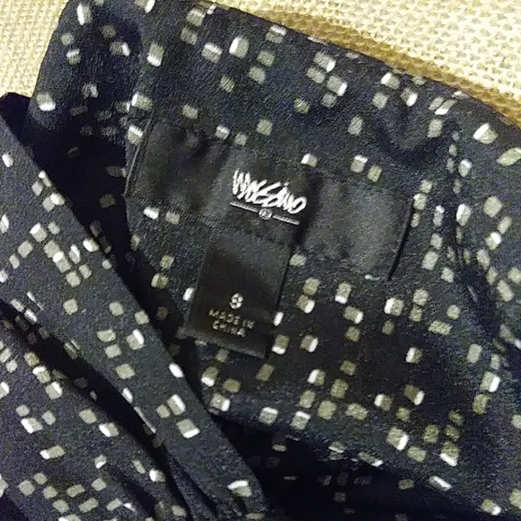 Mossimo Career Wear Bow Sleeveless Small Blouse Summer Wardrobe Top RED BANNER - Picture 7 of 8